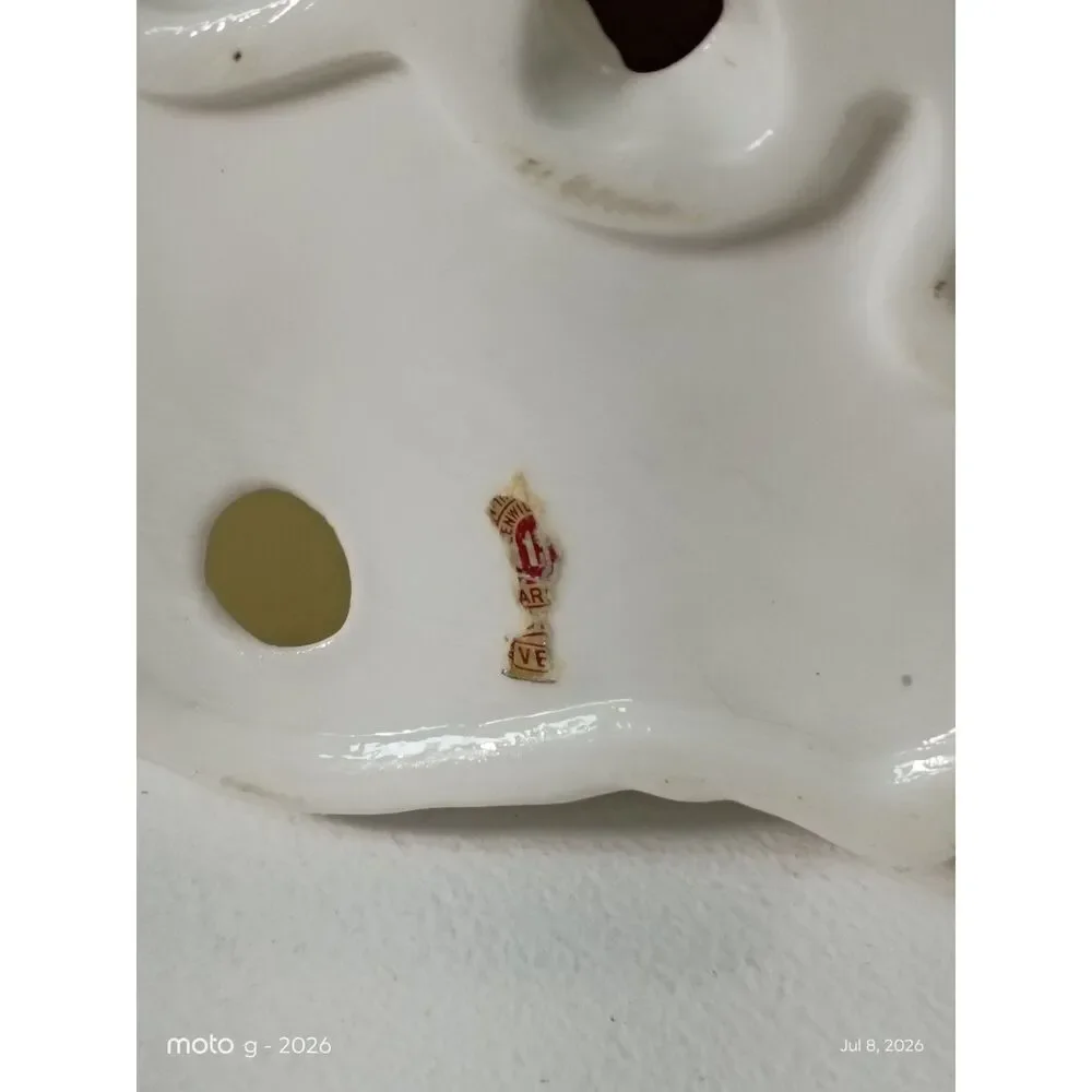 White Porcelain Persian Cat Figurine Japan Mid 20th Century~Vintage~